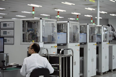 生產(chǎn)一線見聞 制造業(yè)“智改數(shù)轉網(wǎng)聯(lián)”的技術開發(fā)新圖景